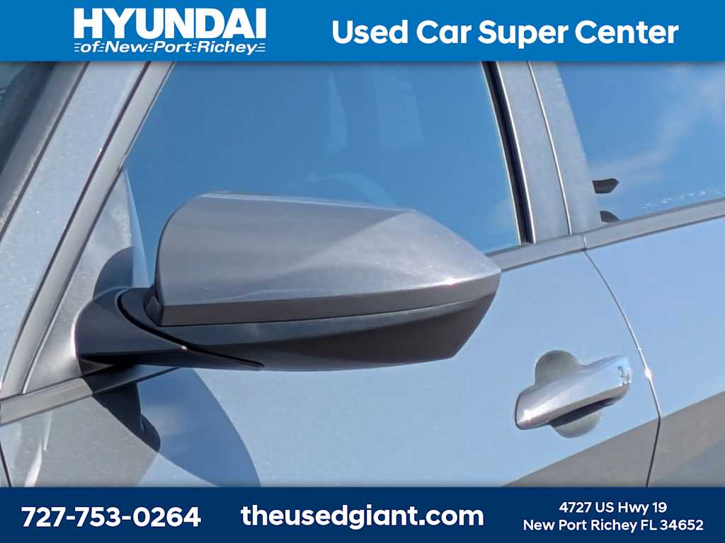 Thumbnail: 2023 Hyundai Elantra - 11