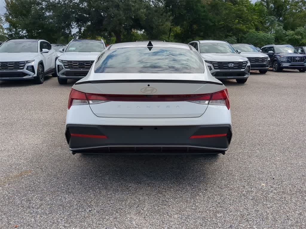 Thumbnail: 2025 Hyundai Elantra - 5
