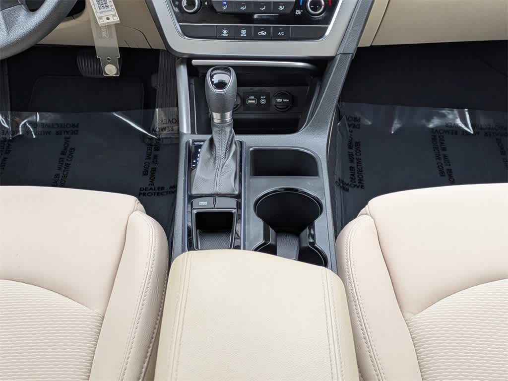 Thumbnail: 2015 Hyundai Sonata - 18