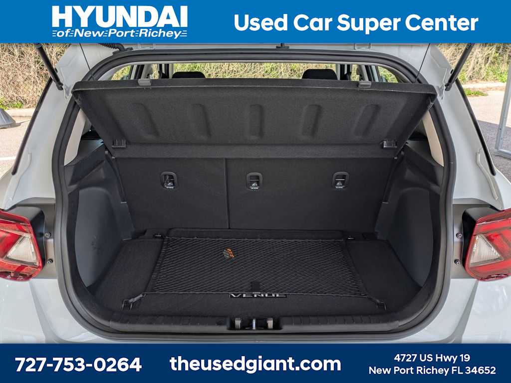 Thumbnail: 2026 Hyundai Venue - 12