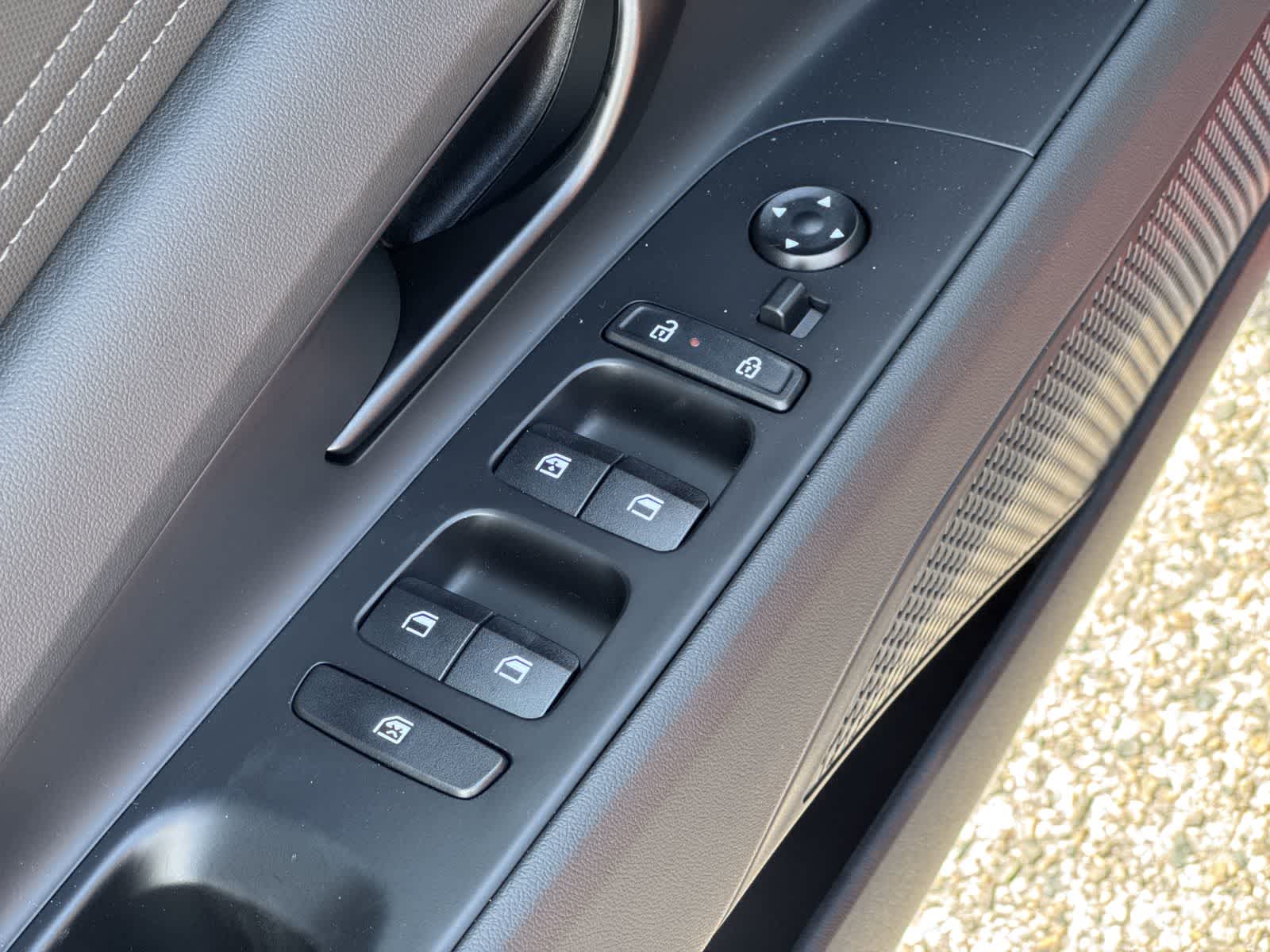 2025 Hyundai Elantra Sport 16