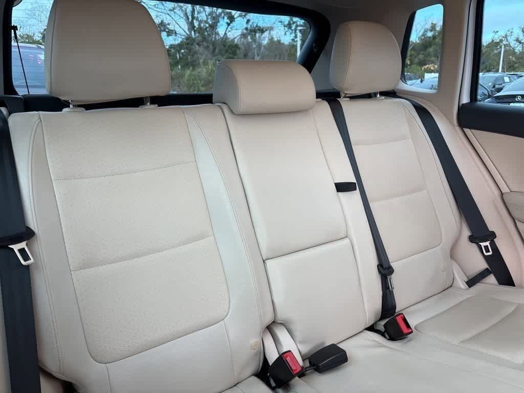 Thumbnail: 2014 Volkswagen Tiguan - 10