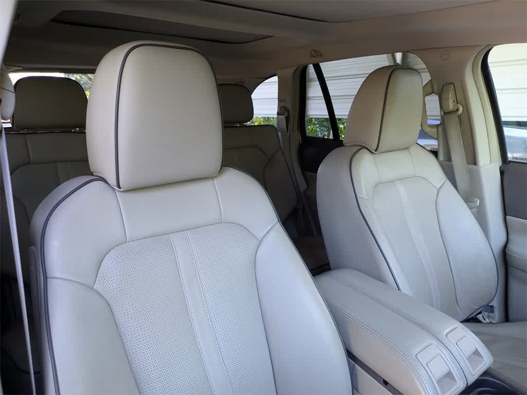 Thumbnail: 2011 Lincoln MKX - 6