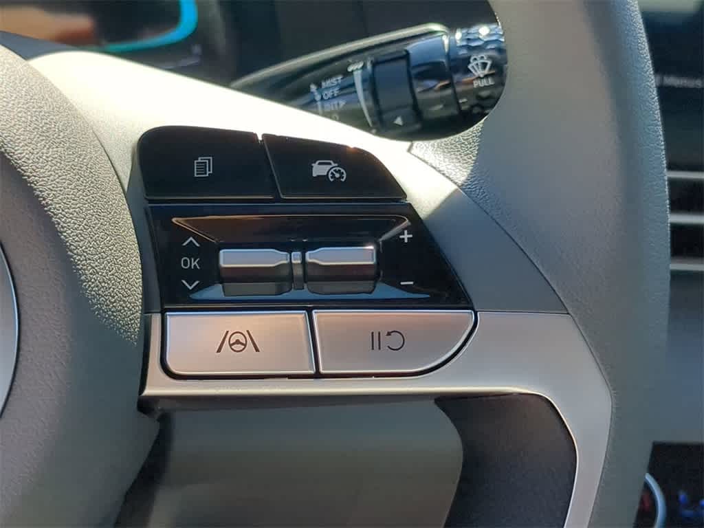 Thumbnail: 2026 Hyundai Elantra - 24