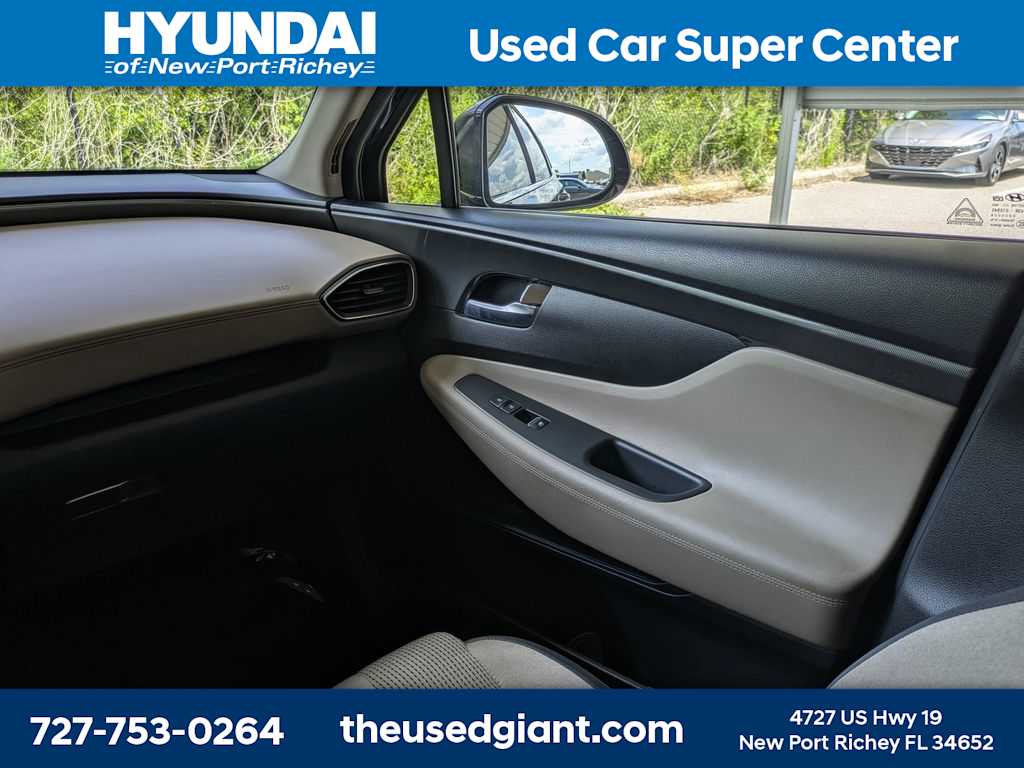 Thumbnail: 2022 Hyundai Santa Fe - 19