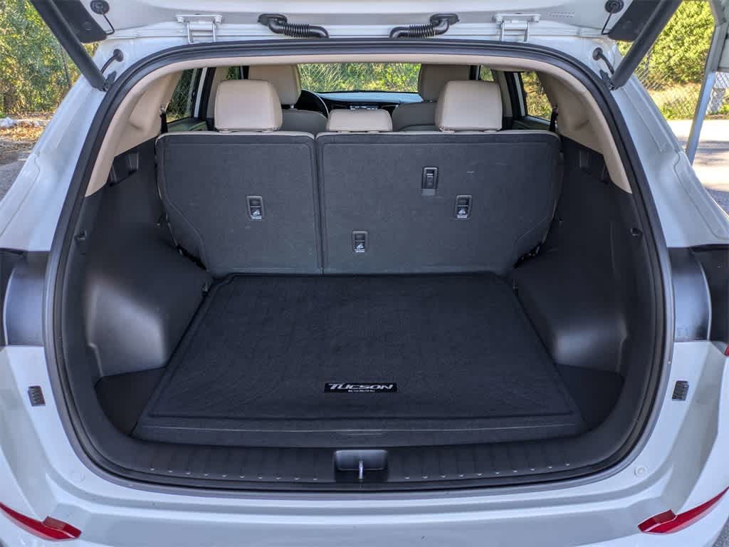 Thumbnail: 2018 Hyundai Tucson - 12