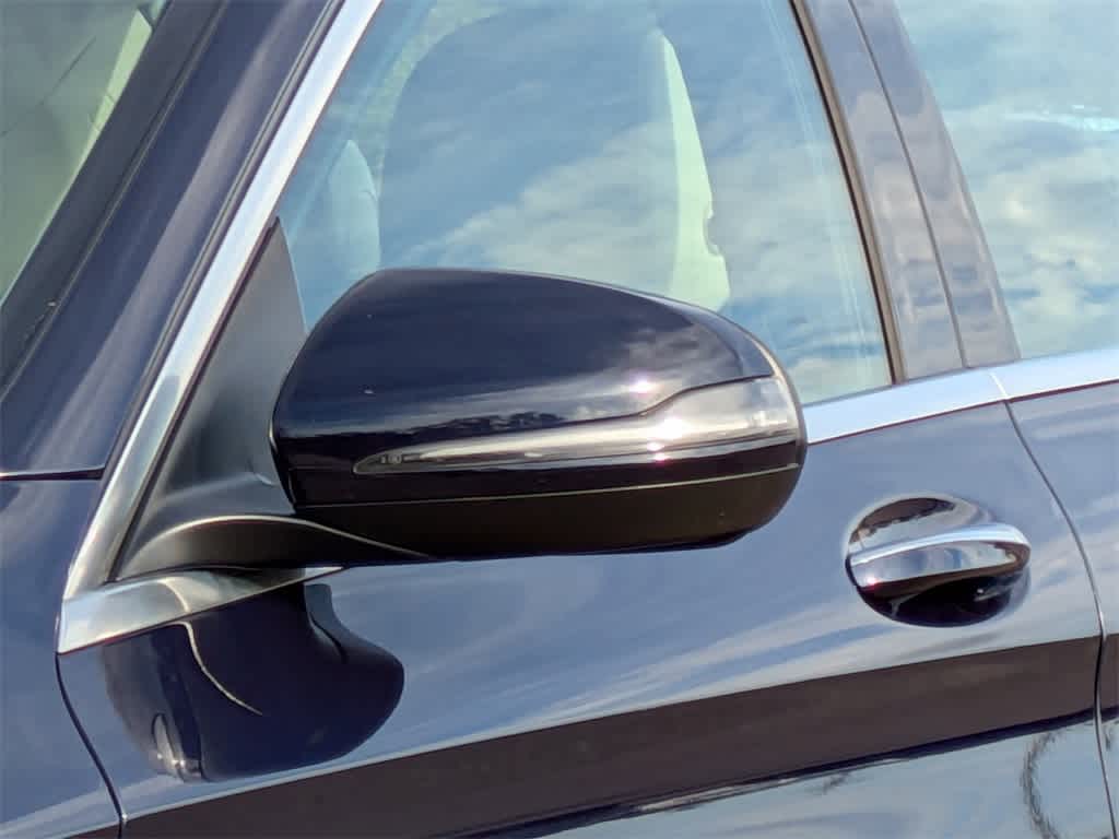 Thumbnail: 2019 Mercedes-Benz C-Class - 11