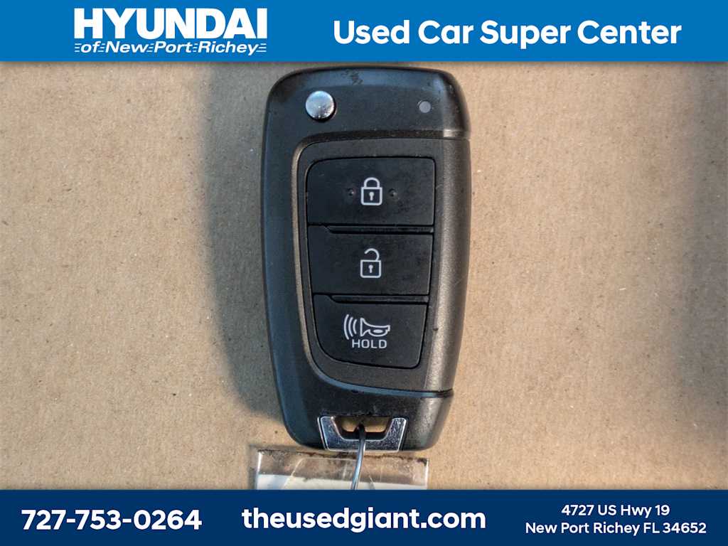 Thumbnail: 2023 Hyundai Venue - 31