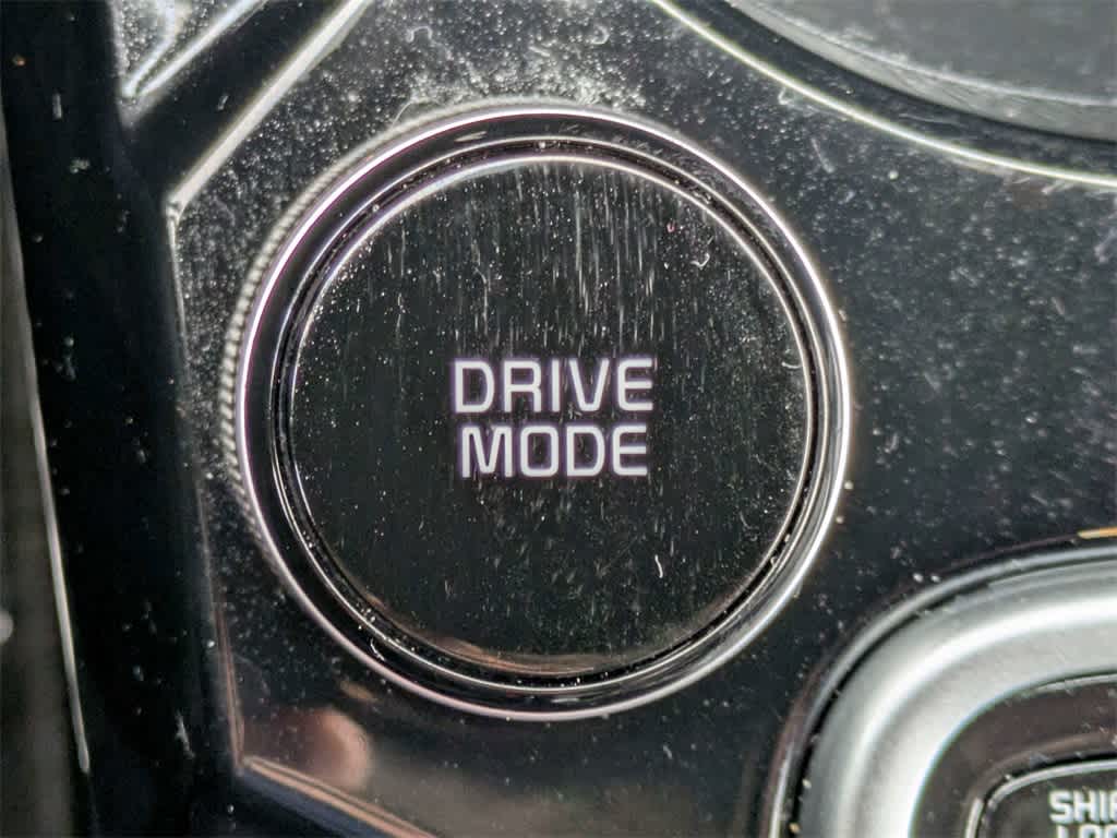 Thumbnail: 2022 Kia Seltos - 25