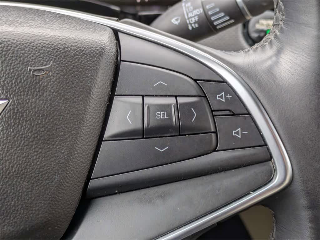 Thumbnail: 2018 Cadillac XT5 - 32