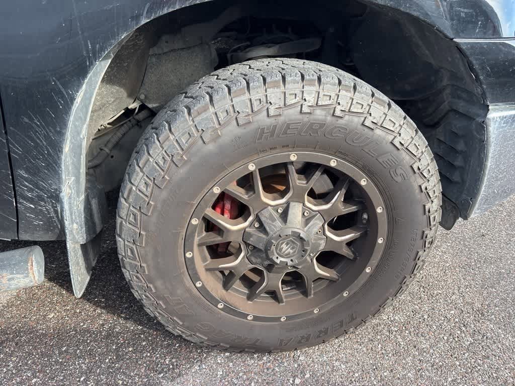 Thumbnail: 2011 Toyota Tundra - 9