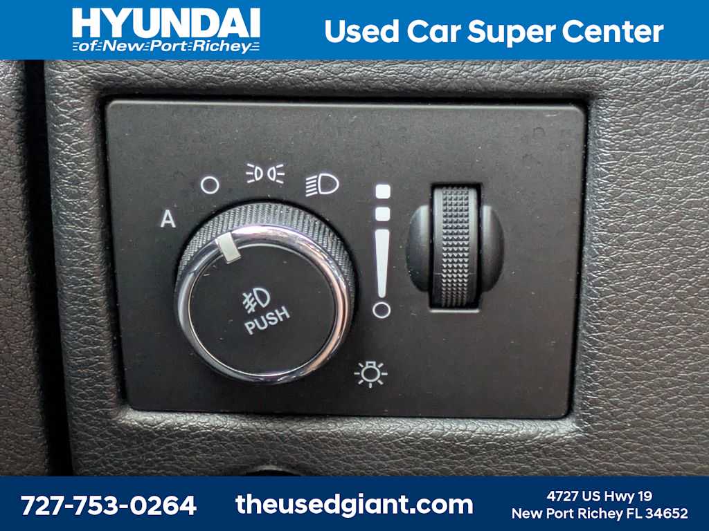 Thumbnail: 2019 Jeep Grand Cherokee - 31