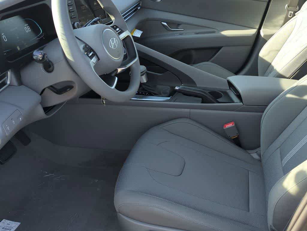 Thumbnail: 2026 Hyundai Elantra - 15