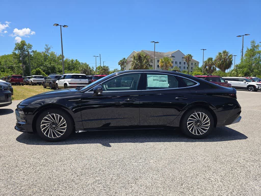 Thumbnail: 2026 Hyundai Sonata - 3