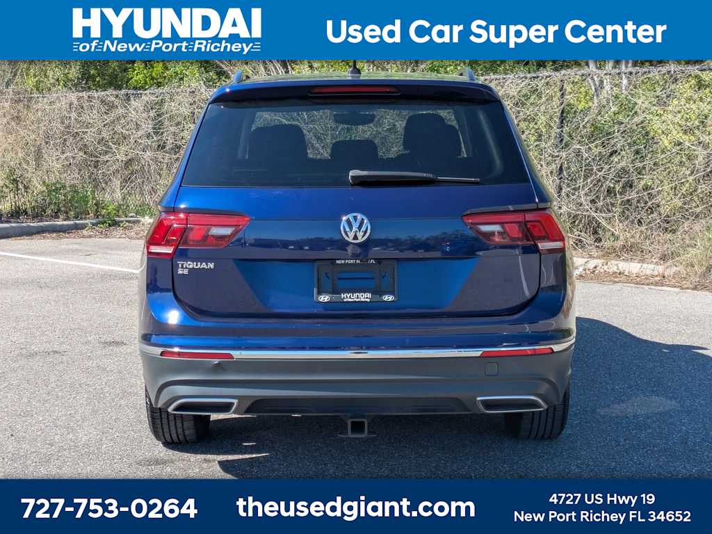 Thumbnail: 2021 Volkswagen Tiguan - 4