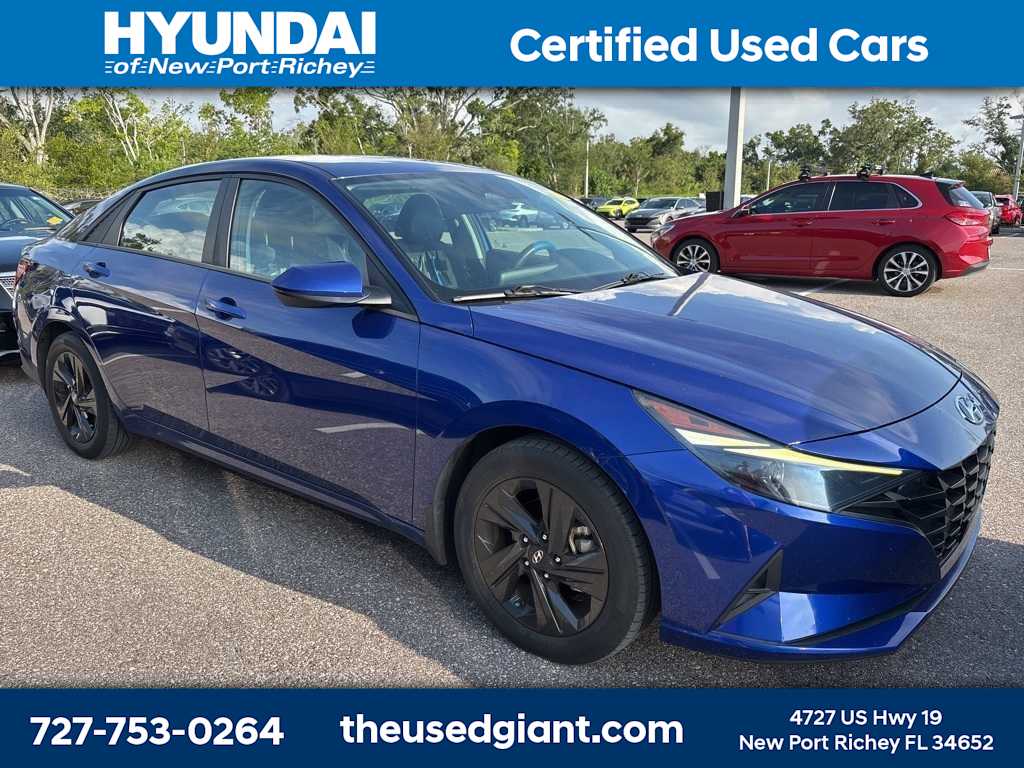 Thumbnail: 2022 Hyundai Elantra - 4
