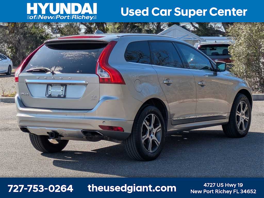 Thumbnail: 2015 Volvo XC60 - 5