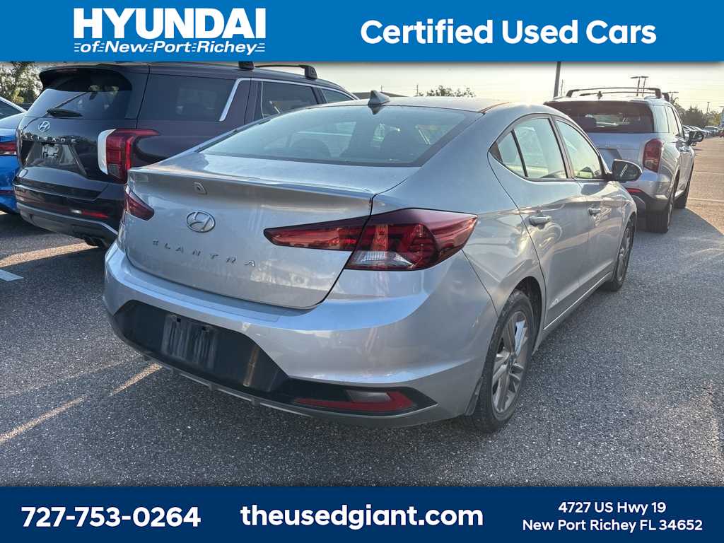 Thumbnail: 2020 Hyundai Elantra - 3