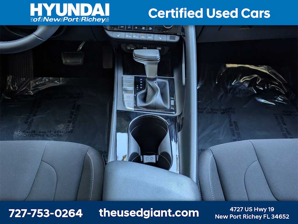 Thumbnail: 2023 Hyundai Elantra - 18