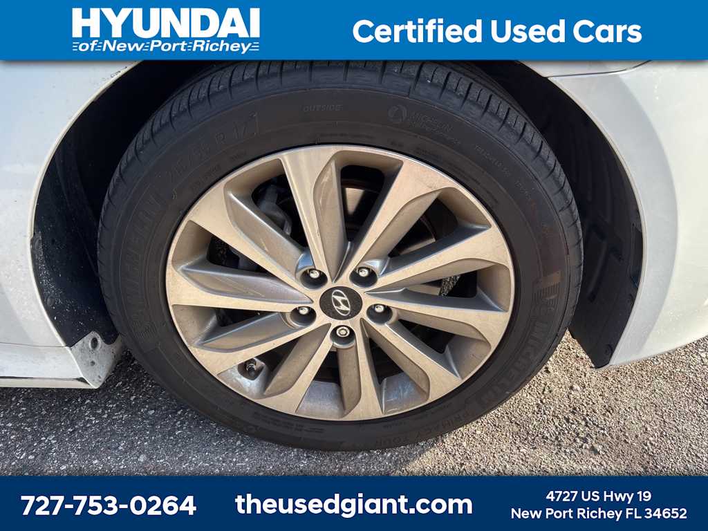 Thumbnail: 2014 Hyundai Sonata - 6