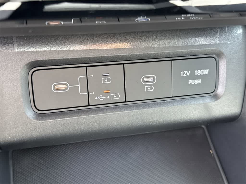 2025 Hyundai Tucson Limited 32