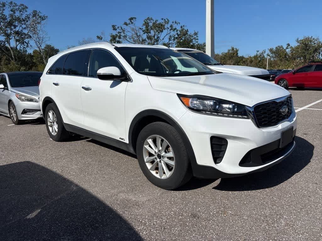 Thumbnail: 2019 Kia Sorento - 4