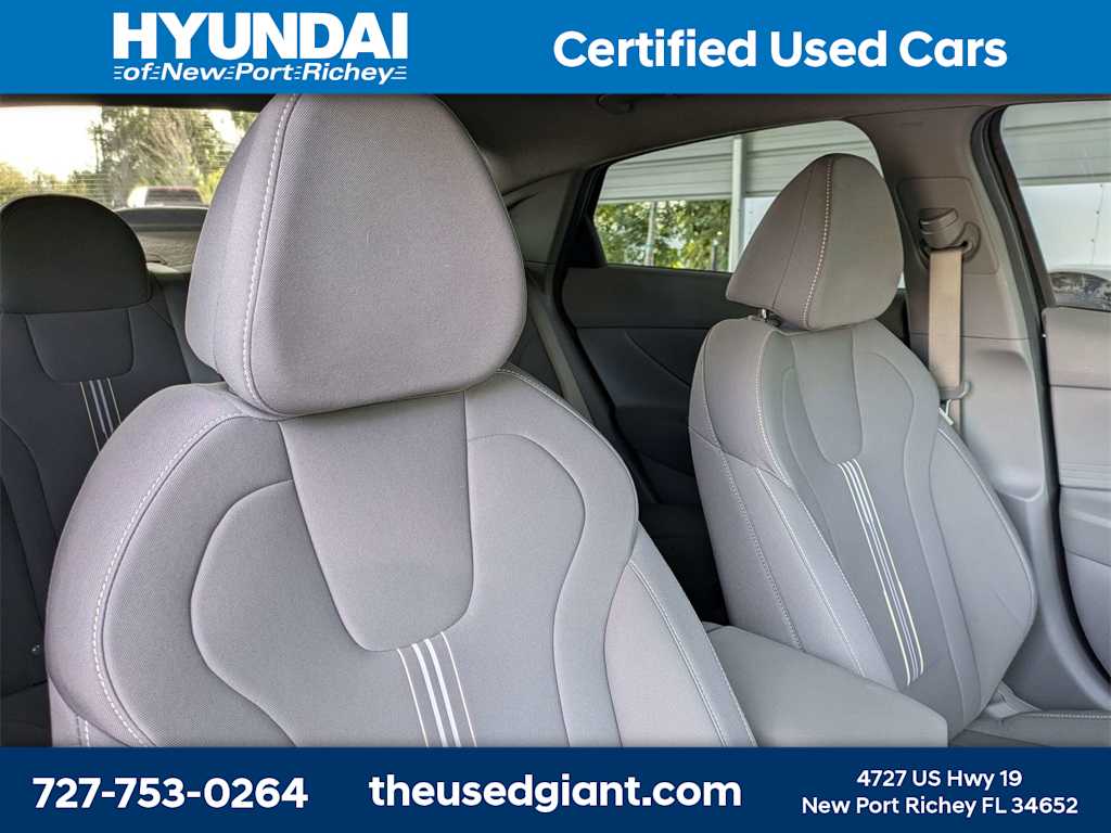 Thumbnail: 2023 Hyundai Elantra - 6