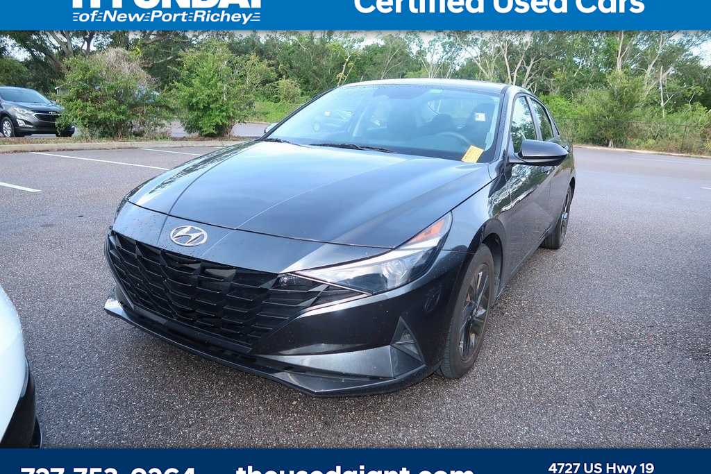 Thumbnail: 2021 Hyundai Elantra - 1