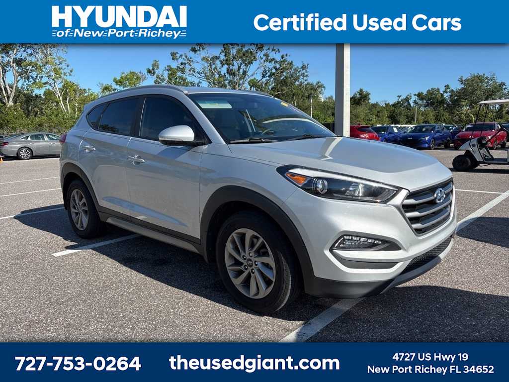 Thumbnail: 2017 Hyundai Tucson - 4