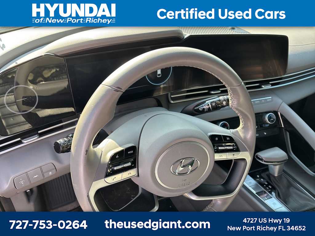 Thumbnail: 2023 Hyundai Elantra - 9