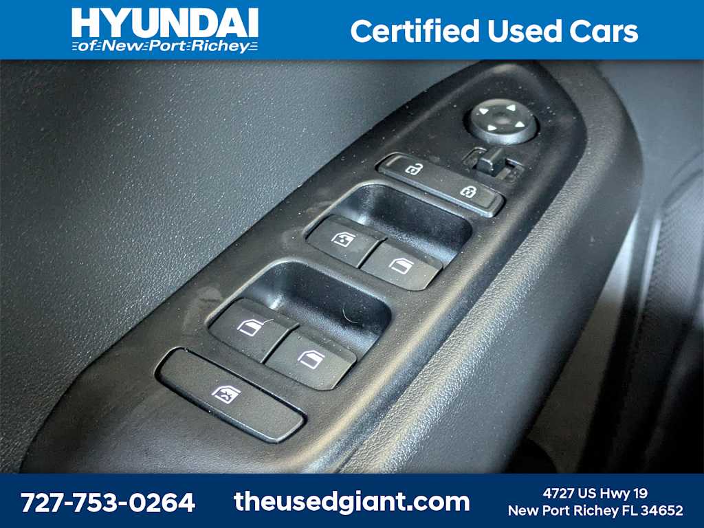 Thumbnail: 2024 Hyundai Venue - 26