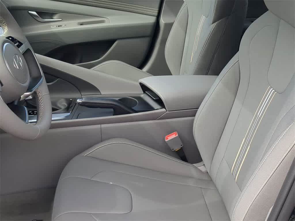 Thumbnail: 2026 Hyundai Elantra - 16