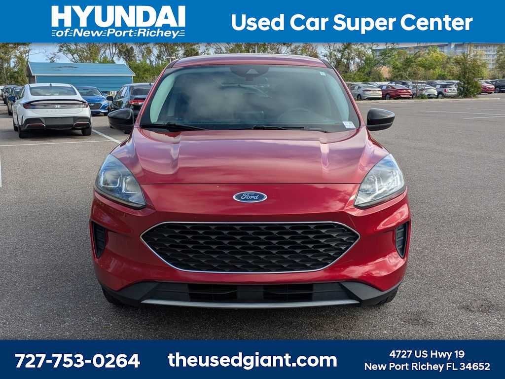 Thumbnail: 2021 Ford Escape - 8