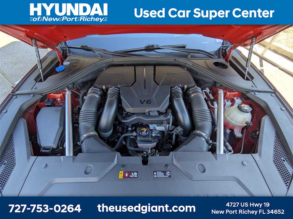 Thumbnail: 2022 Genesis GV70 - 15