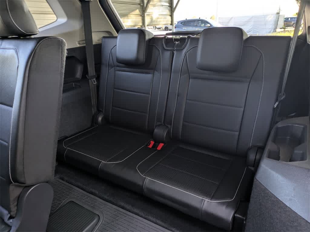 Thumbnail: 2021 Volkswagen Tiguan - 16