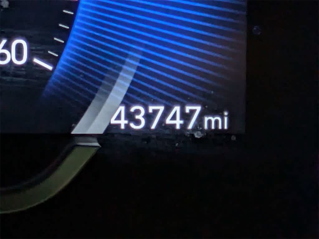 Thumbnail: 2020 Hyundai Santa Fe - 32