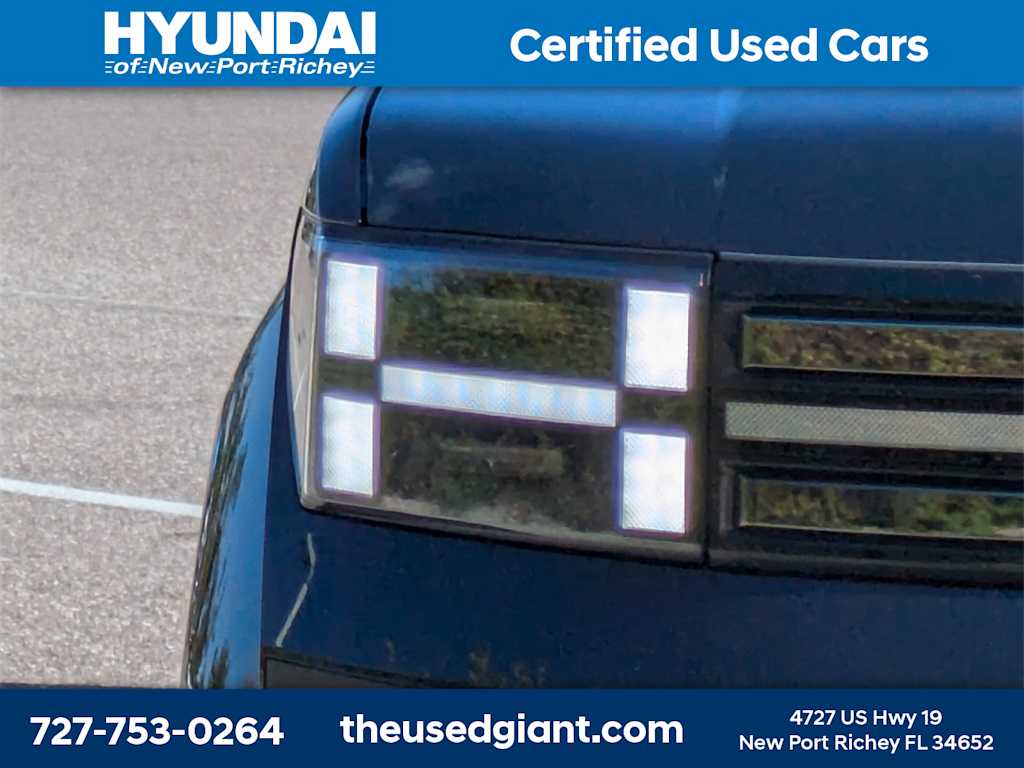 Thumbnail: 2025 Hyundai Santa Fe - 9