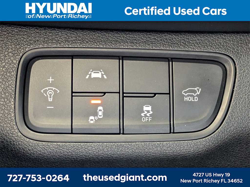 Thumbnail: 2019 Hyundai Santa Fe - 36
