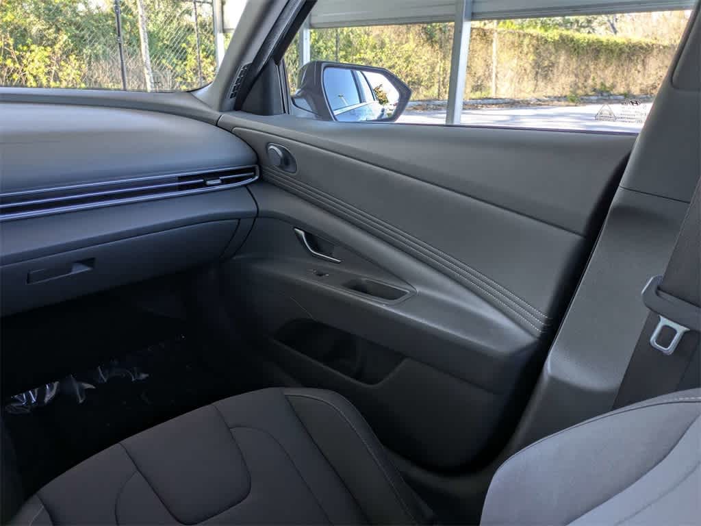 Thumbnail: 2024 Hyundai Elantra - 16