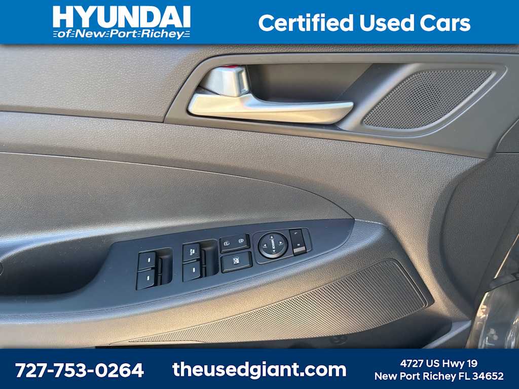 Thumbnail: 2020 Hyundai Tucson - 9