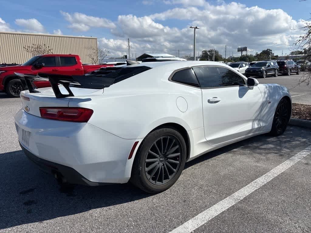 Thumbnail: 2017 Chevrolet Camaro - 3