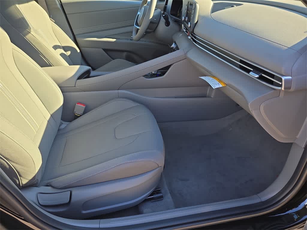 Thumbnail: 2026 Hyundai Elantra - 23