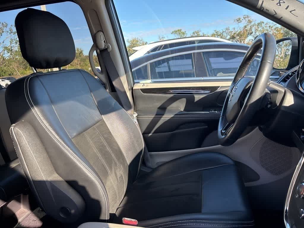 Thumbnail: 2019 Dodge Grand Caravan - 8