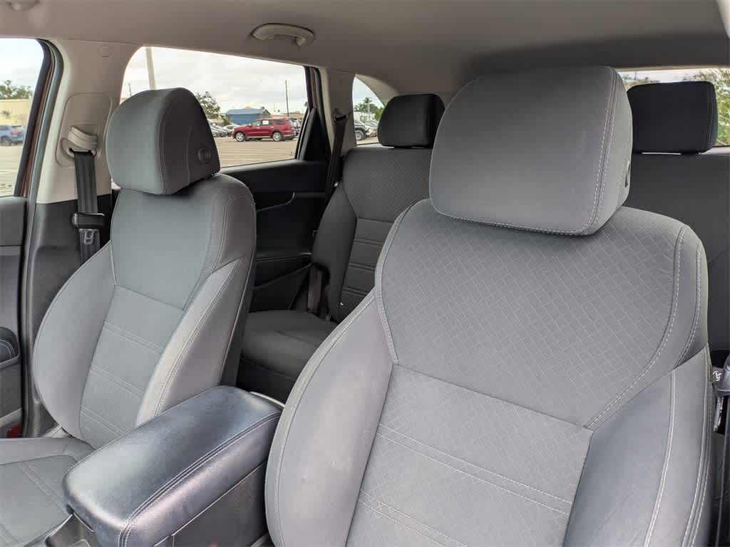 Thumbnail: 2017 Kia Sorento - 7