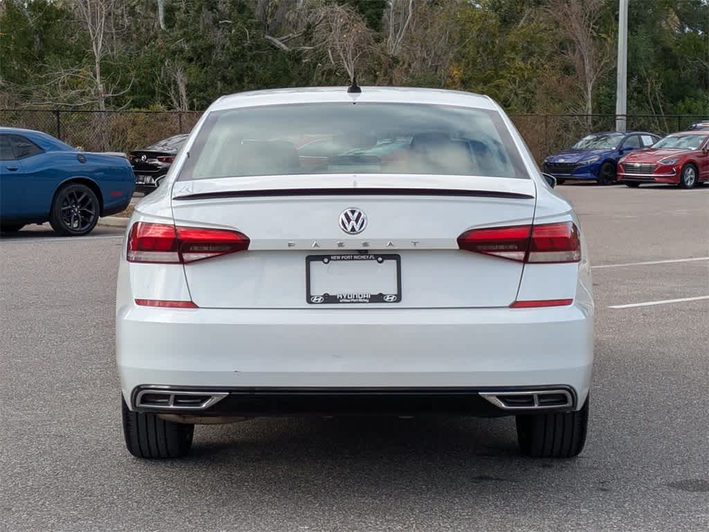 Thumbnail: 2020 Volkswagen Passat - 4