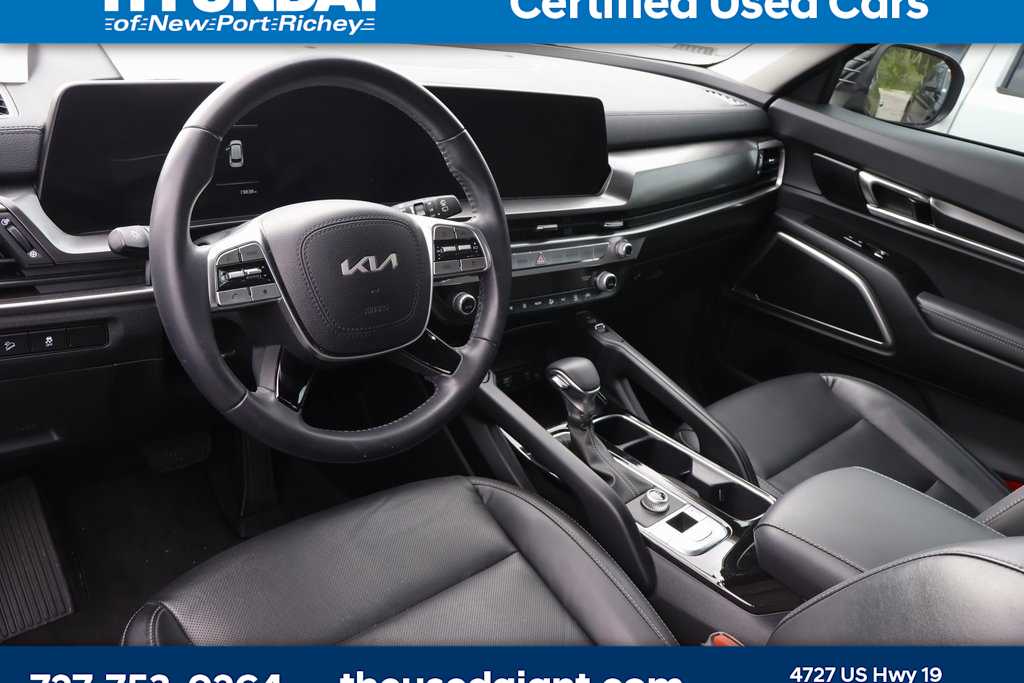2023 Kia Telluride S 12