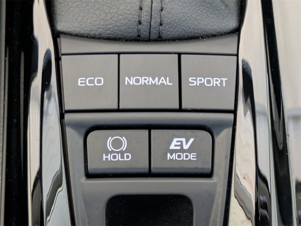 Thumbnail: 2025 Toyota Camry - 30