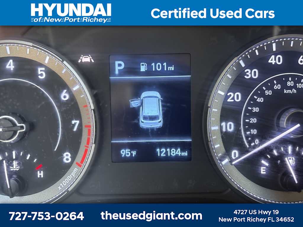 2022 Hyundai Venue Limited 33