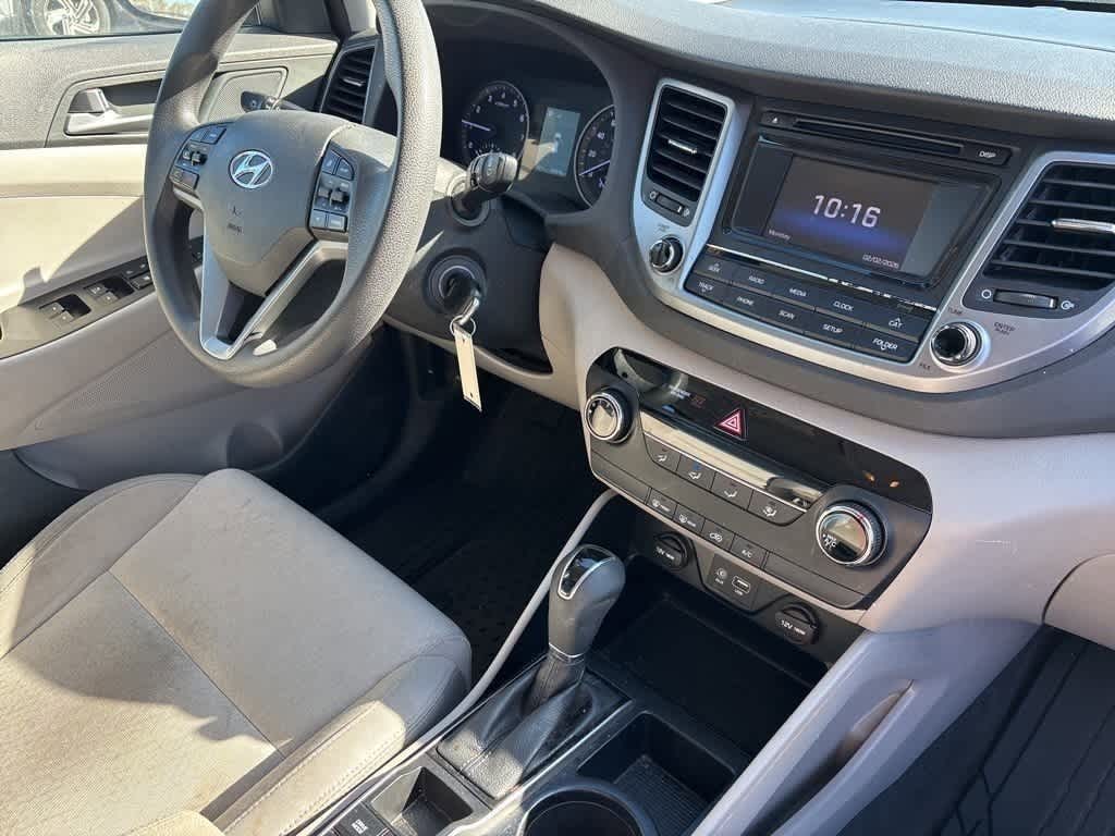 Thumbnail: 2016 Hyundai Tucson - 6