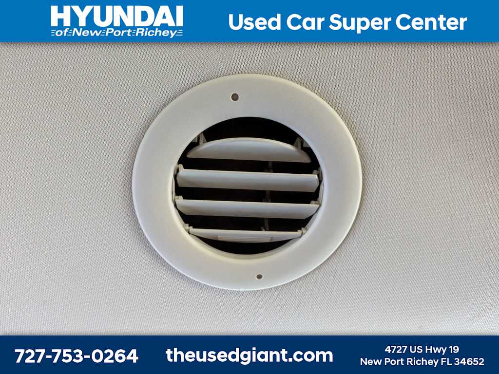 Thumbnail: 2019 Ford Flex - 17